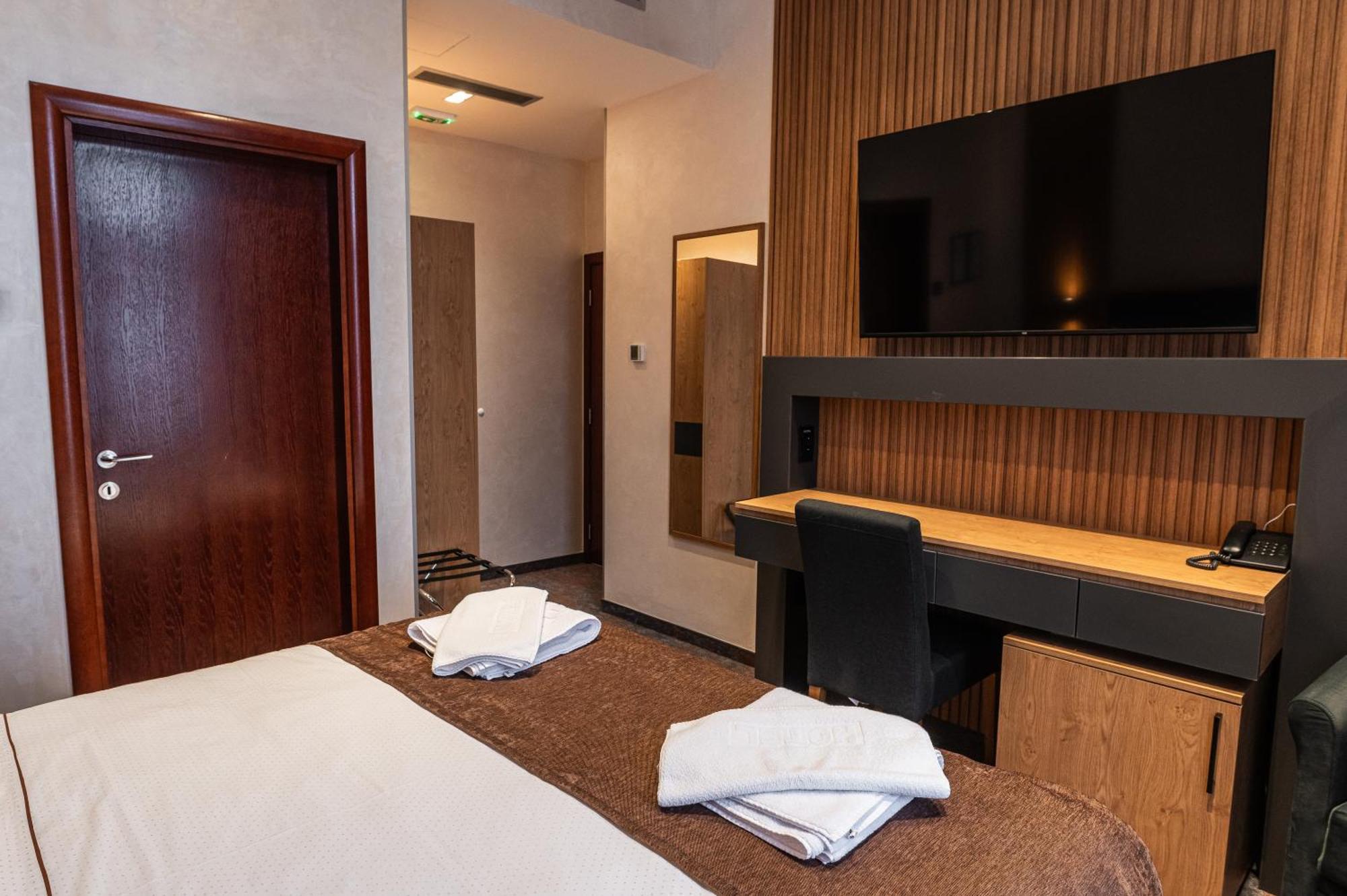 Hotel Astral Szabács Szoba fotó