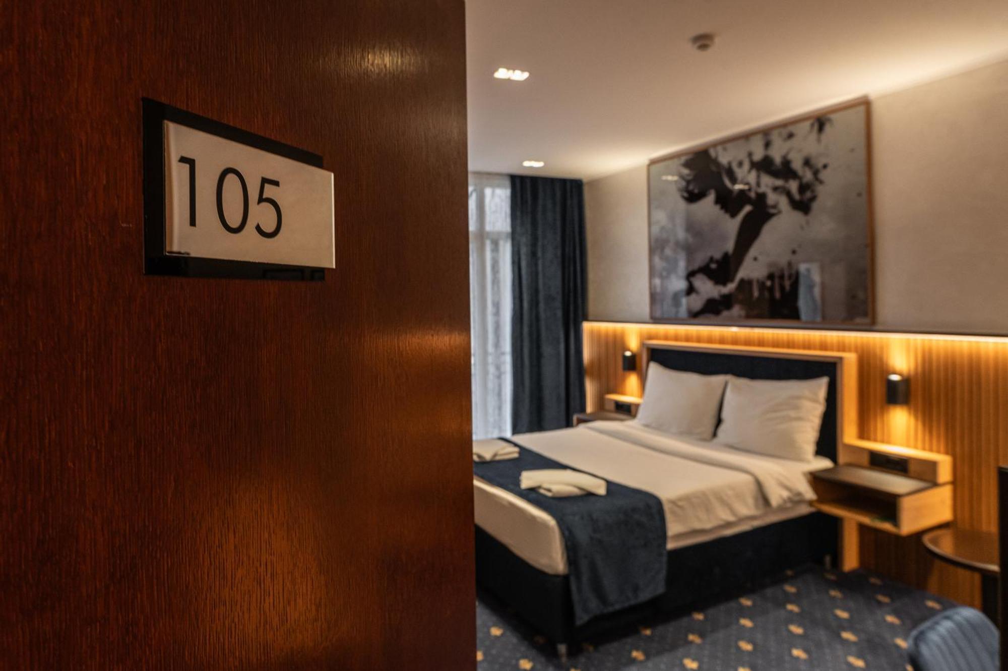 Hotel Astral Szabács Szoba fotó