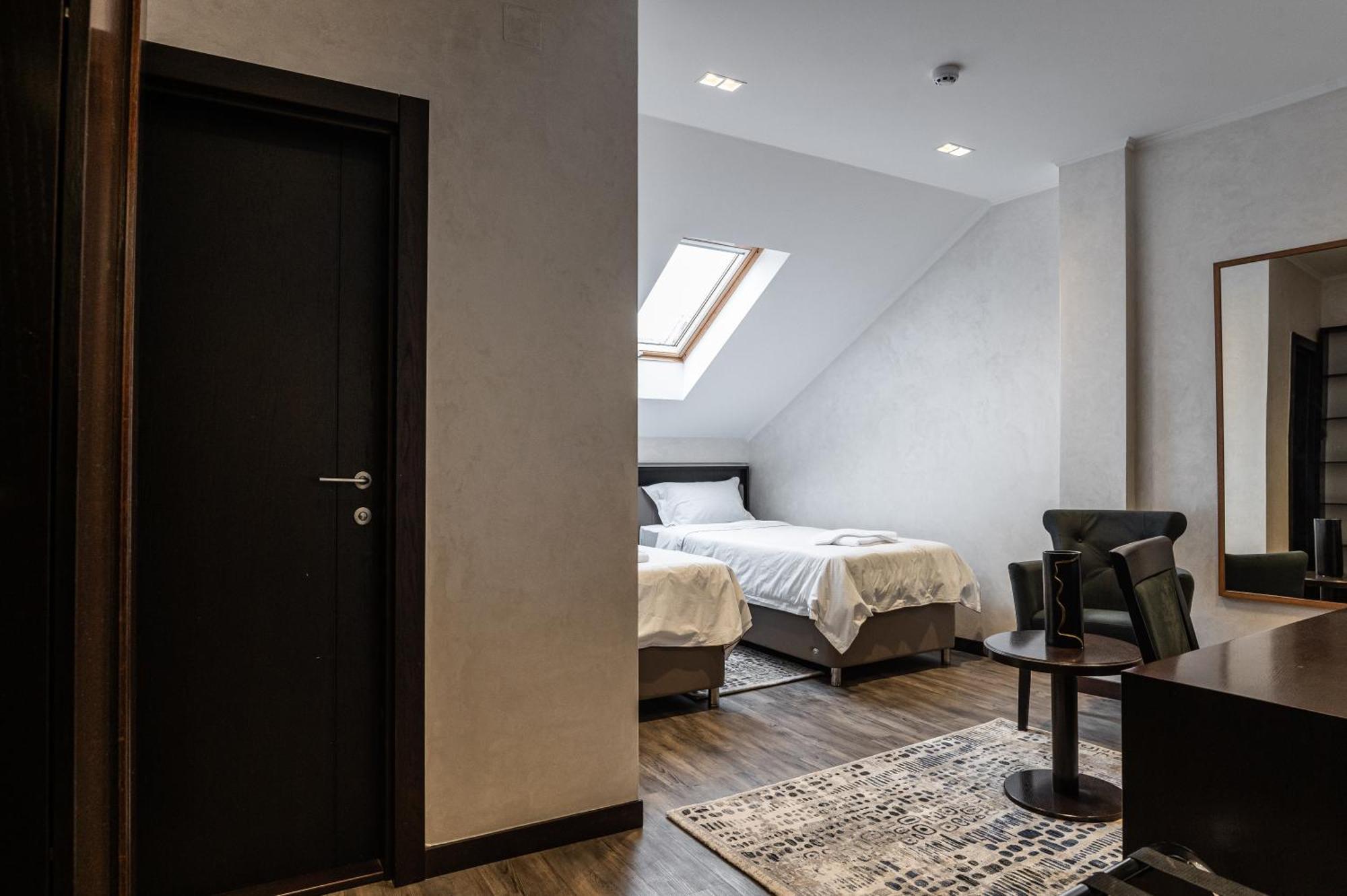 Hotel Astral Szabács Szoba fotó