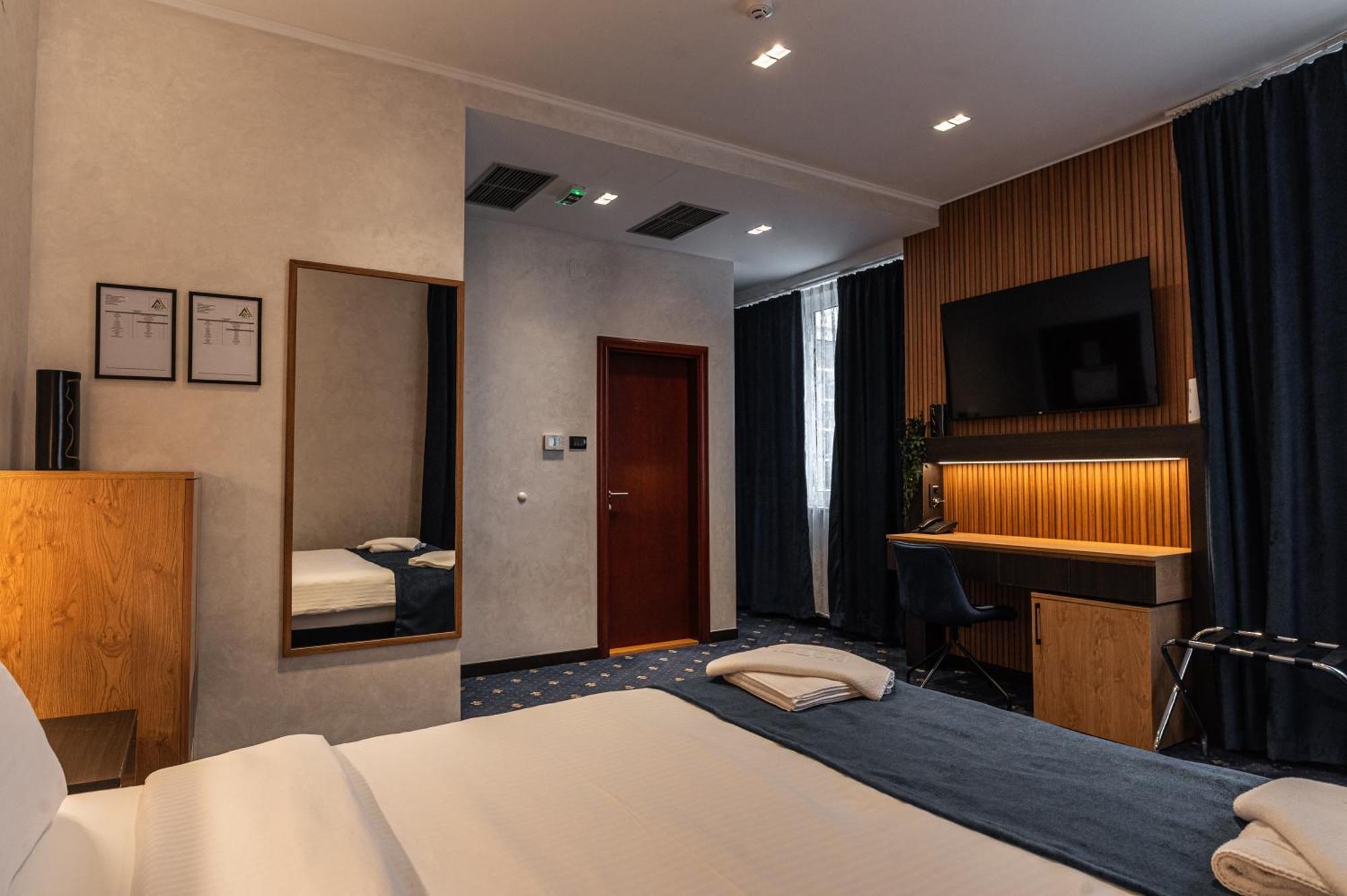 Hotel Astral Szabács Szoba fotó