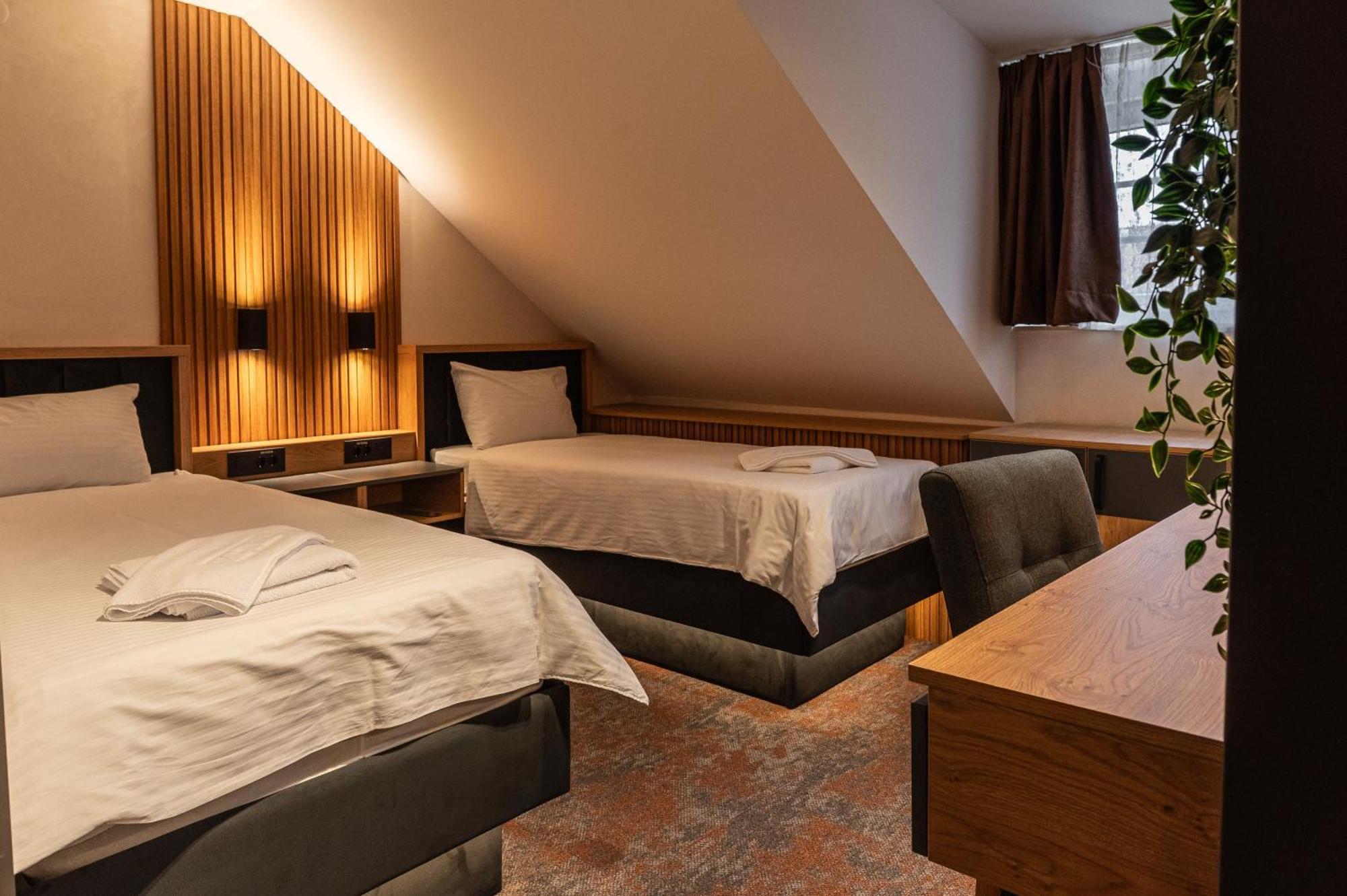 Hotel Astral Szabács Szoba fotó