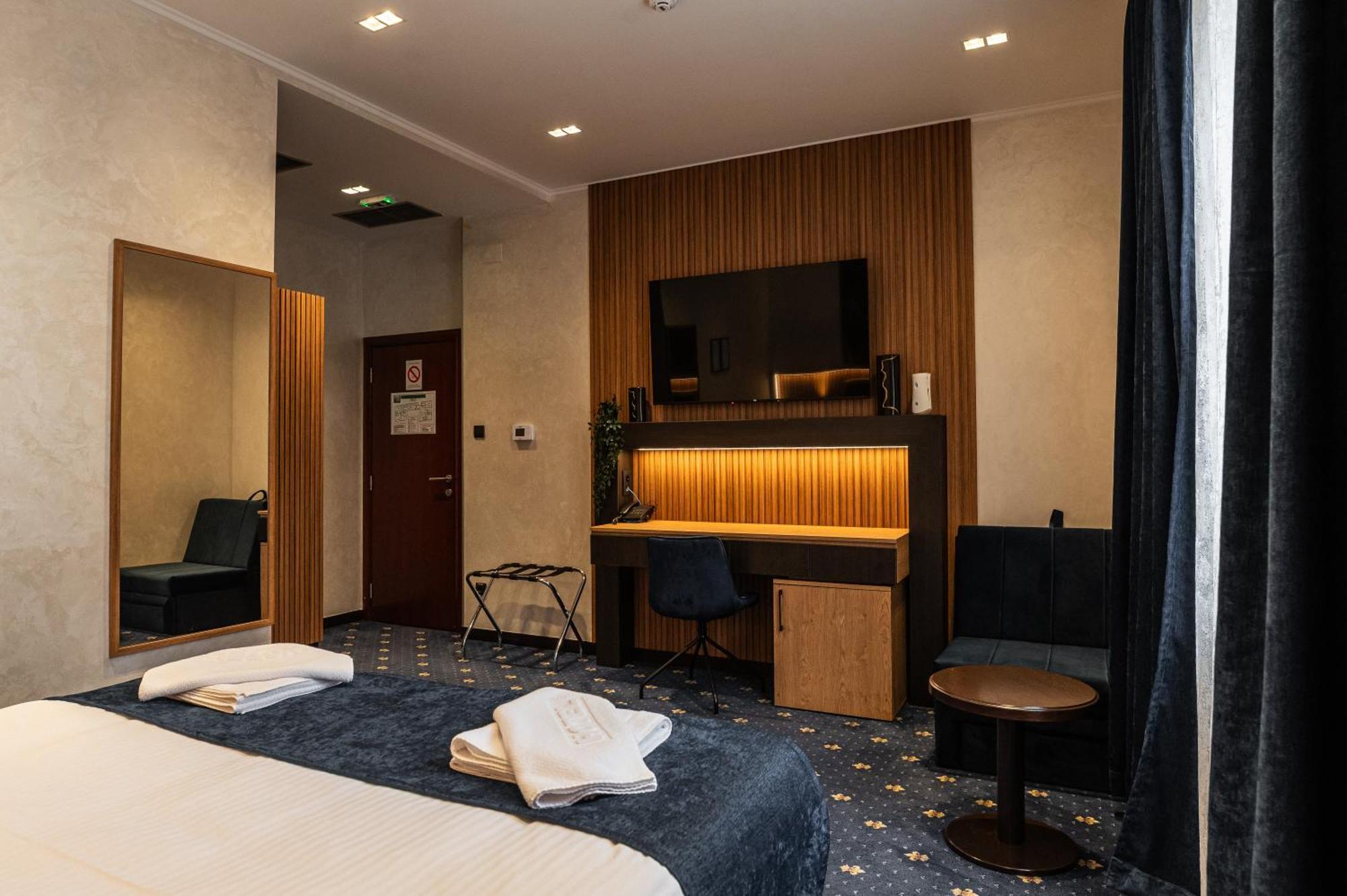 Hotel Astral Szabács Szoba fotó