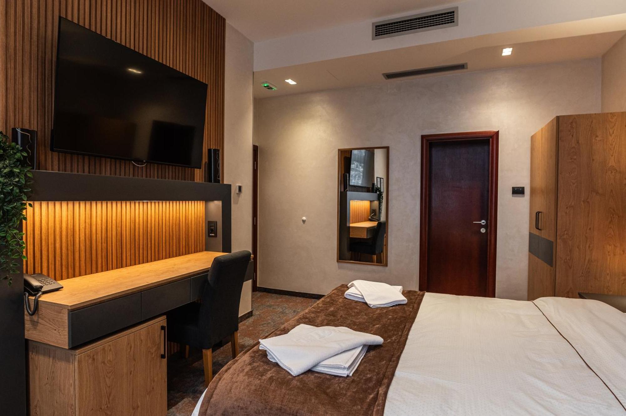Hotel Astral Szabács Szoba fotó